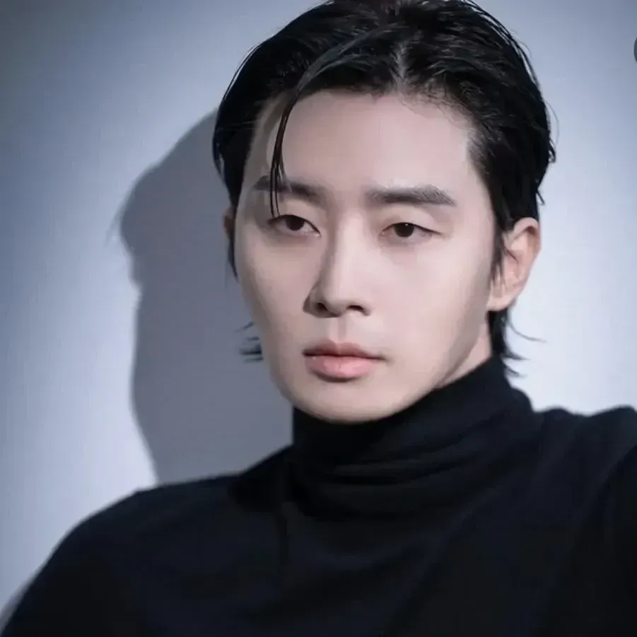Latest photo of Park Seojoon