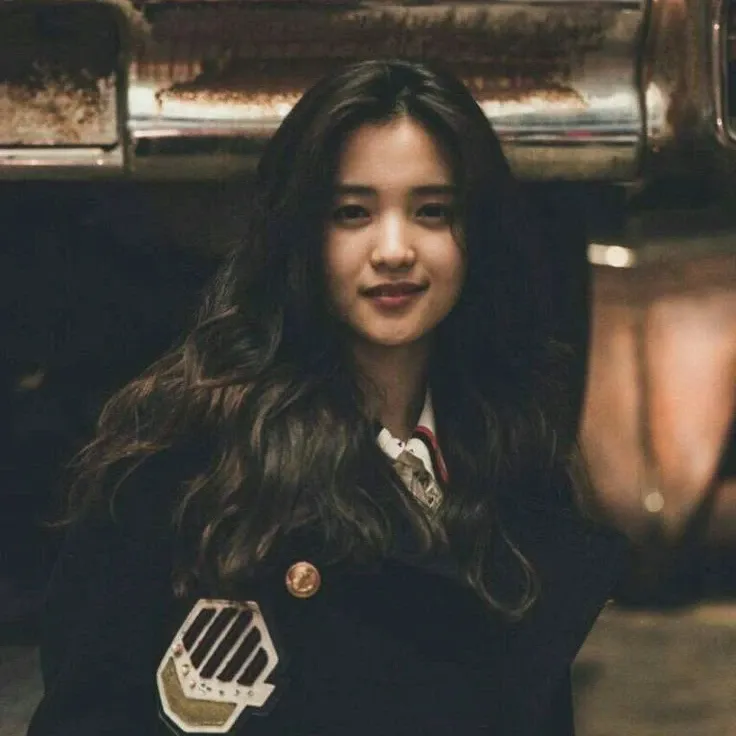 Behind-the-scenes cut of Kim Taeri