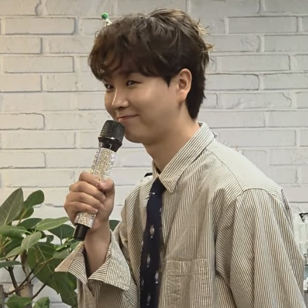 Behind-the-scenes cut of Song Minjun