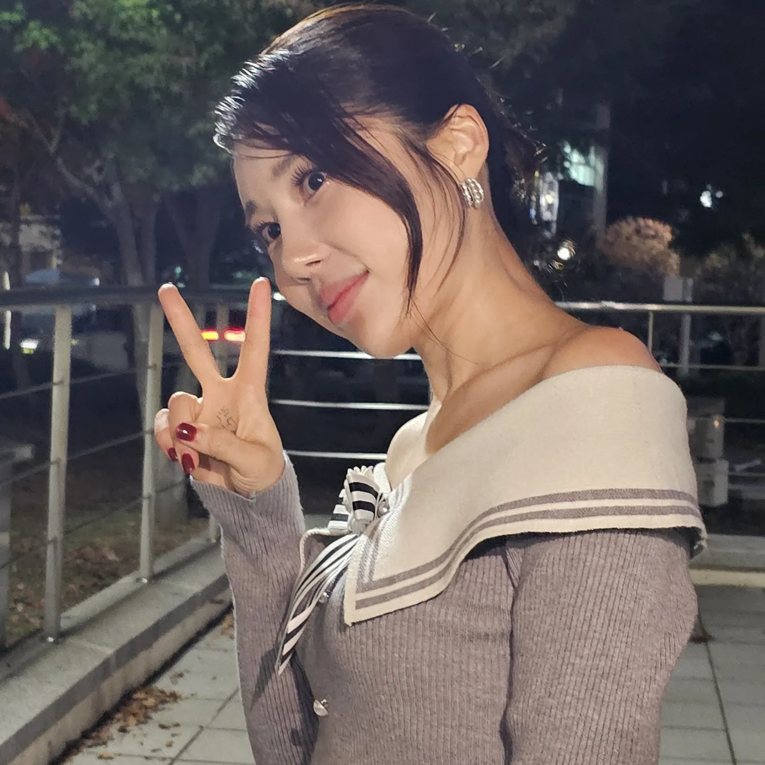 Foto kegiatan terbaru dari Kim Soyou