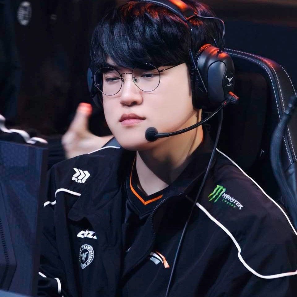 Recent activity shot of Gumayusi