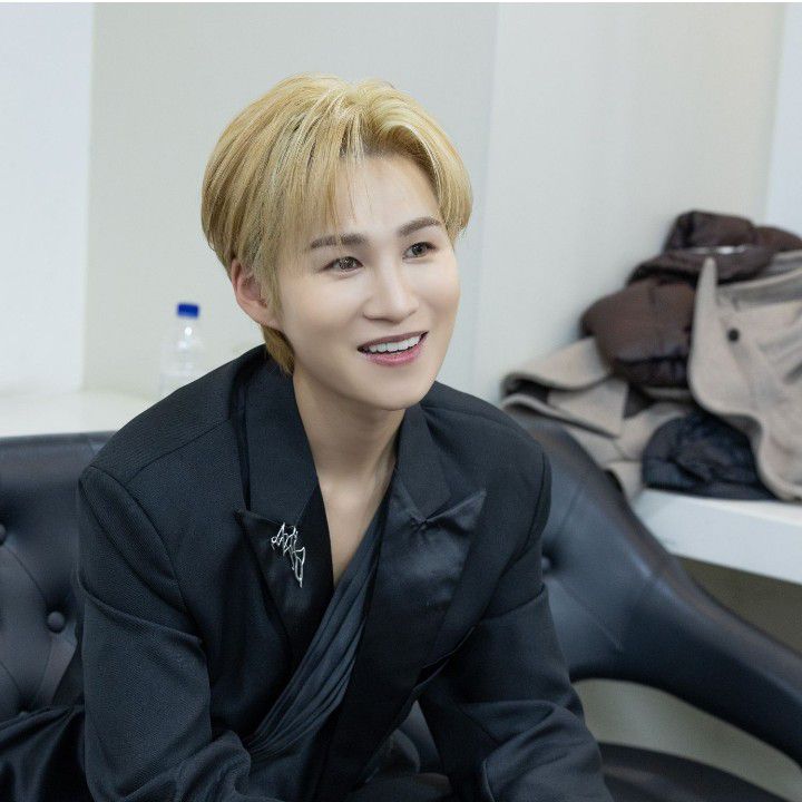 粉丝拍下的金熙栽瞬间