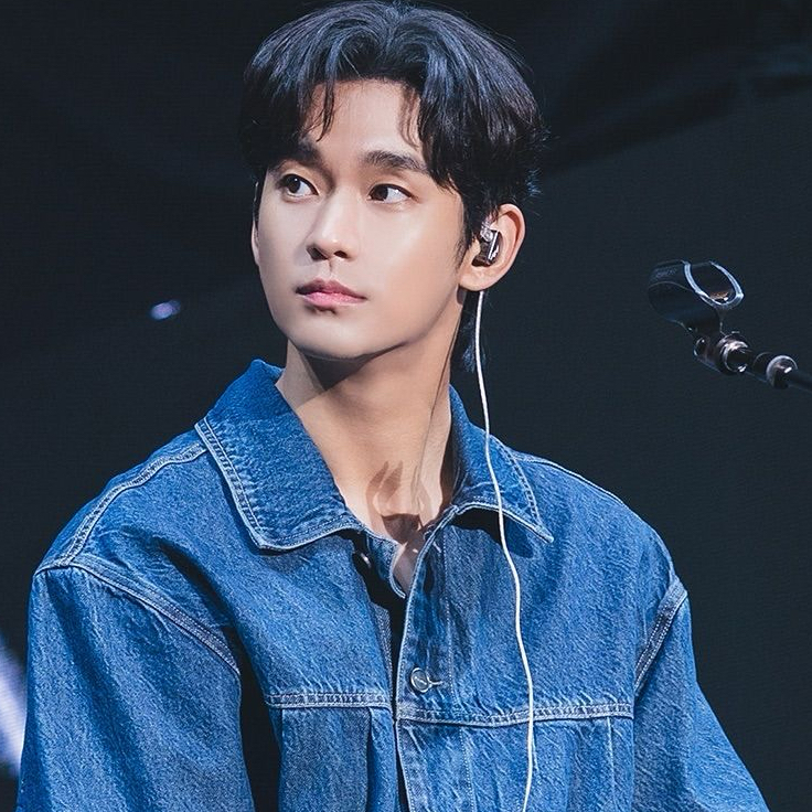 キム・スヒョンの最新写真