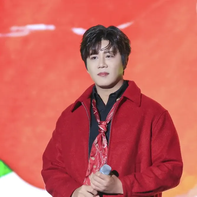 Recent activity shot of Jin Haesung