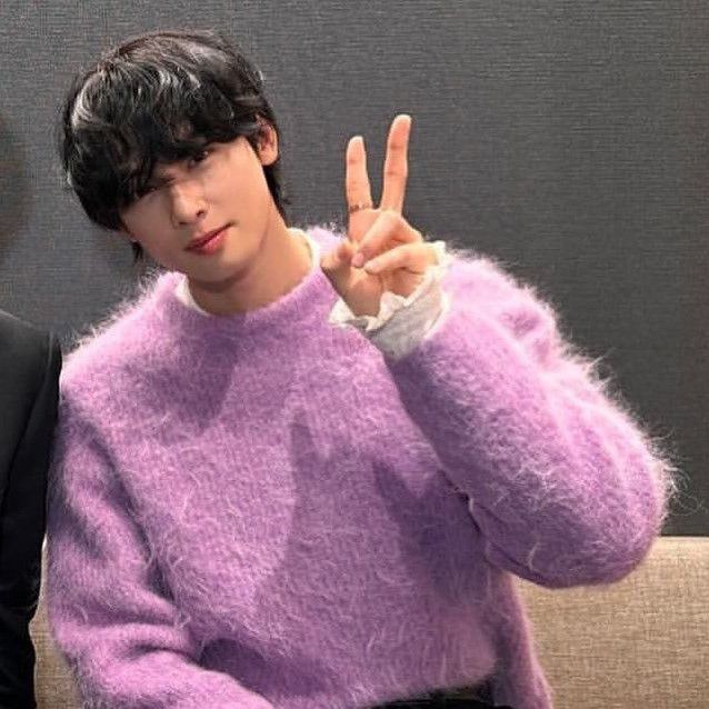 Latest photo of Cha Eunwoo