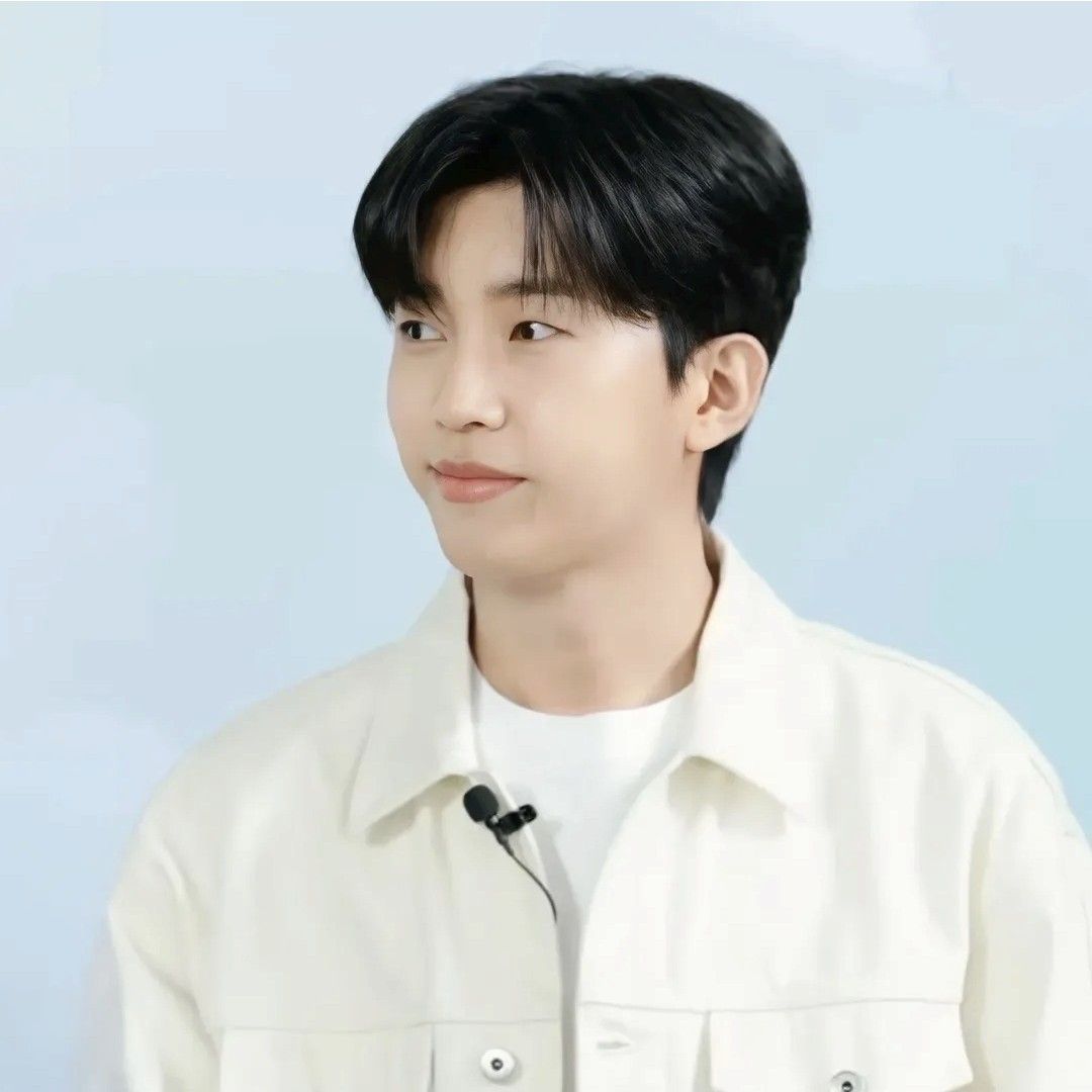 Cuplikan di balik layar dari Lim Youngwoong