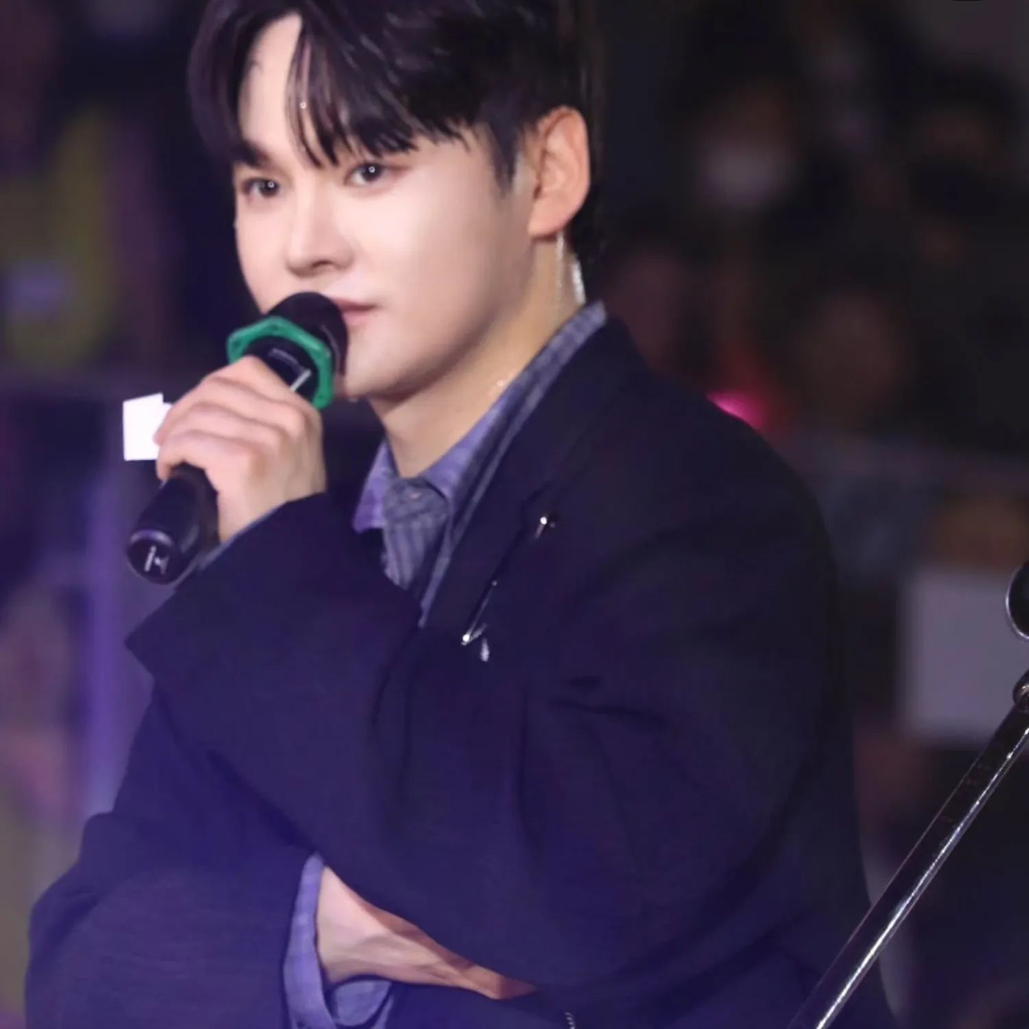 박서진의 비하인드 컷