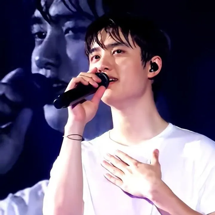 Cuplikan di balik layar dari Doh Kyungsoo (D.O.)
