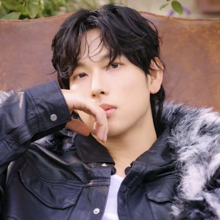 Recent activity shot of Yim Siwan