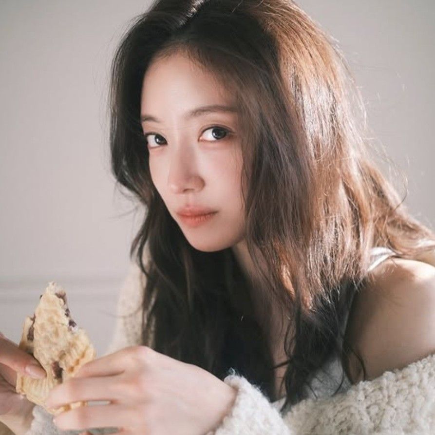 Recent activity shot of Lee Seyoung