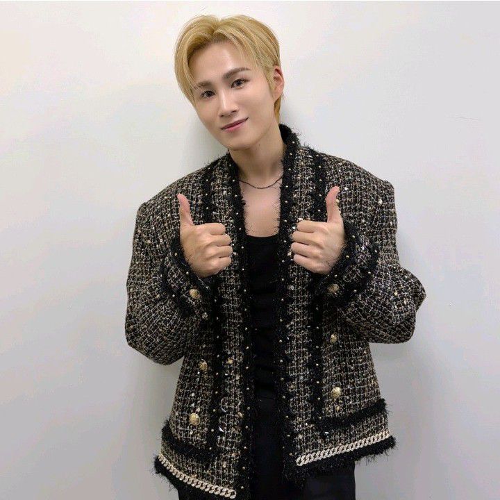 粉丝拍下的金熙栽瞬间