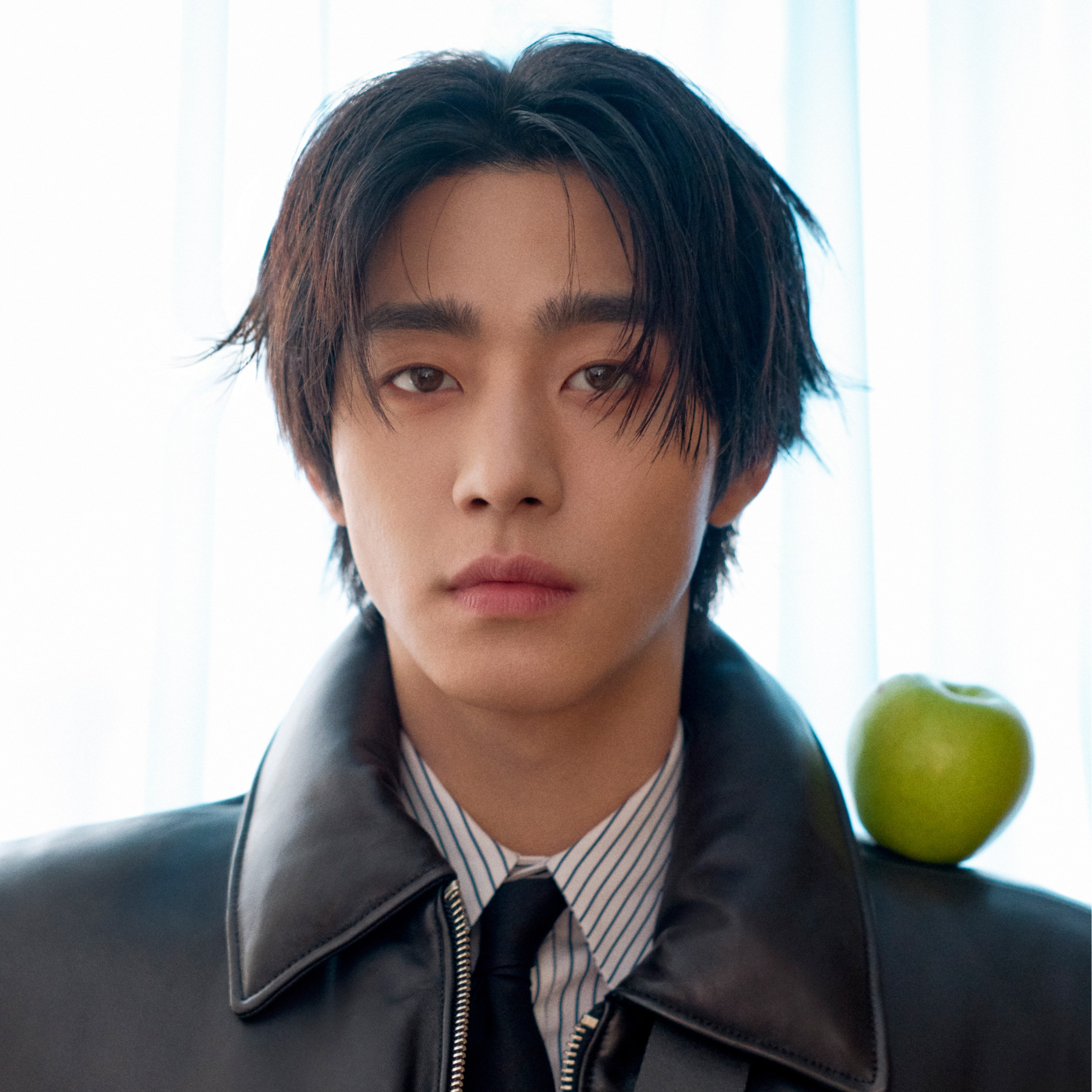 Behind-the-scenes cut of Ahn Hyoseop
