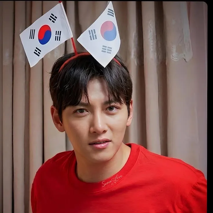 A moment captured by a fan of Ji Changwook