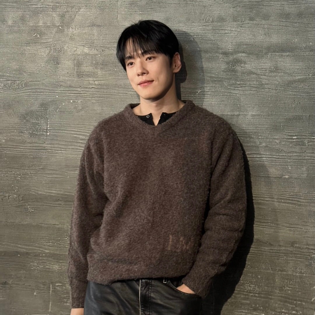 김정현의 비하인드 컷