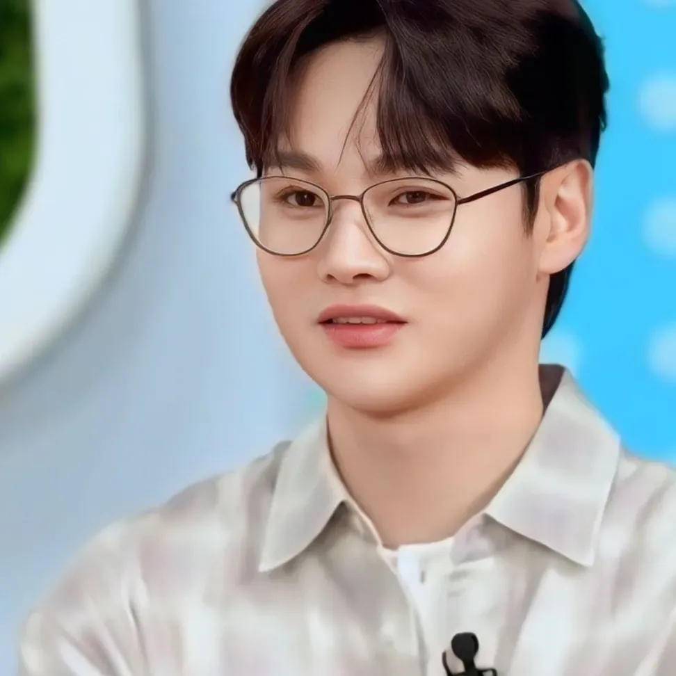 박서진 최근 활동샷