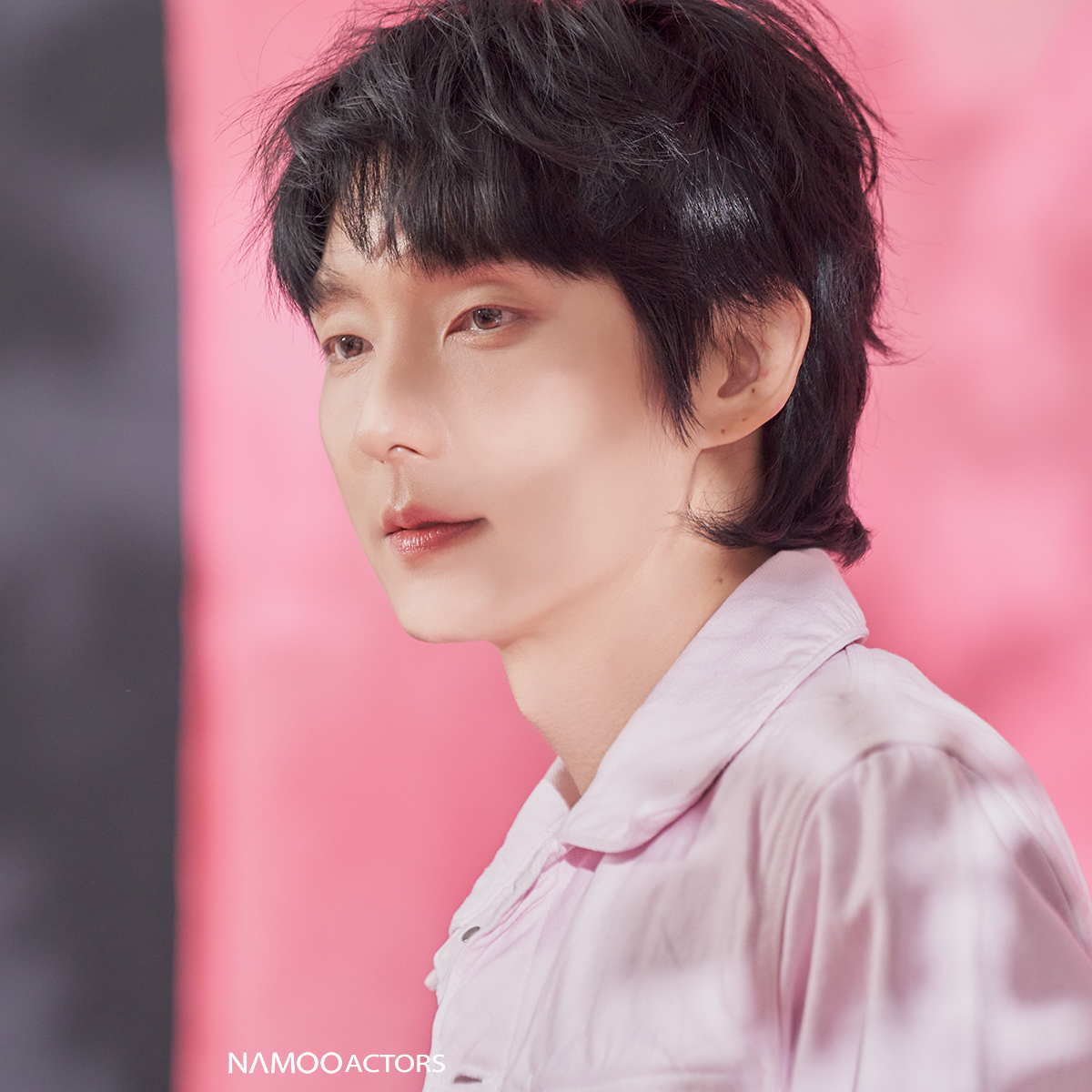 Behind-the-scenes cut of Lee Joongi