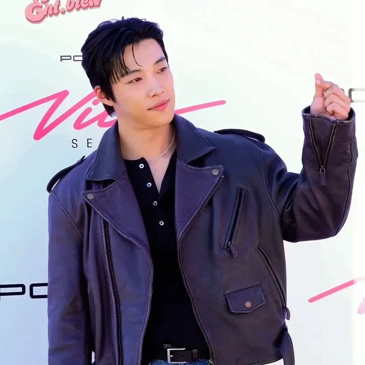 Behind-the-scenes cut of Woo Dohwan
