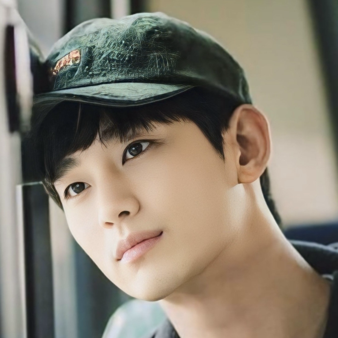 A moment captured by a fan of Kim Soohyun