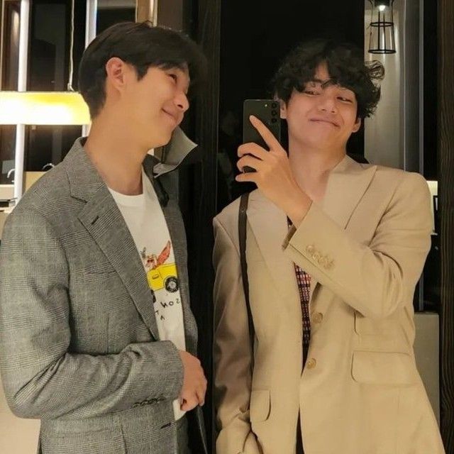 Cuplikan di balik layar dari Choi Wooshik