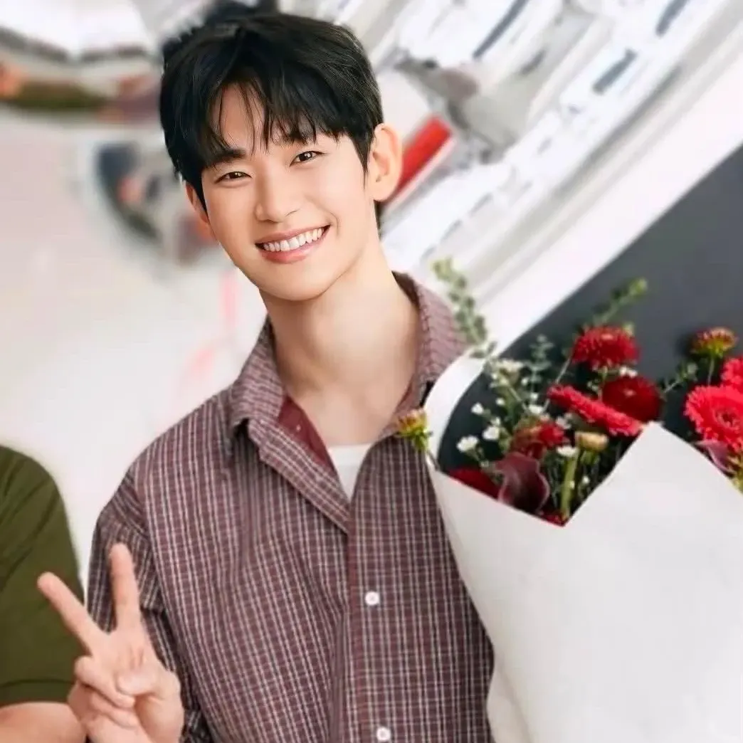 Latest photo of Kim Soohyun