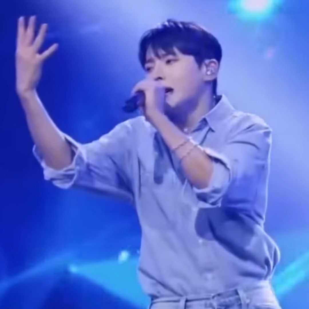 Seong Ri的最新照片