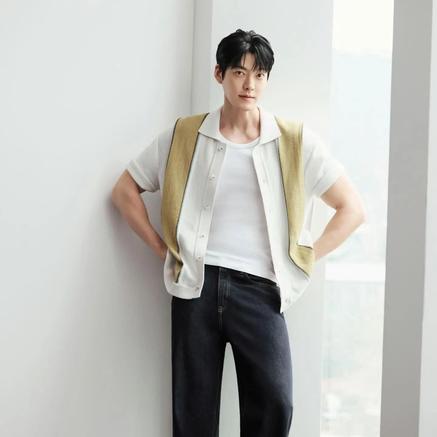 Recent activity shot of Kim Woobin