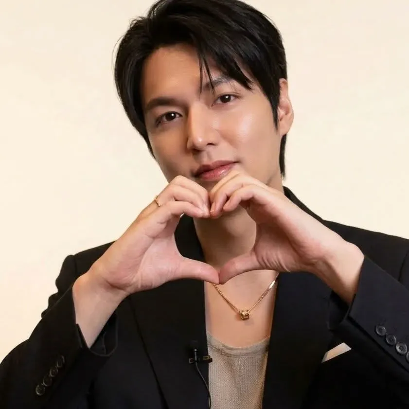 이민호 최근 활동샷