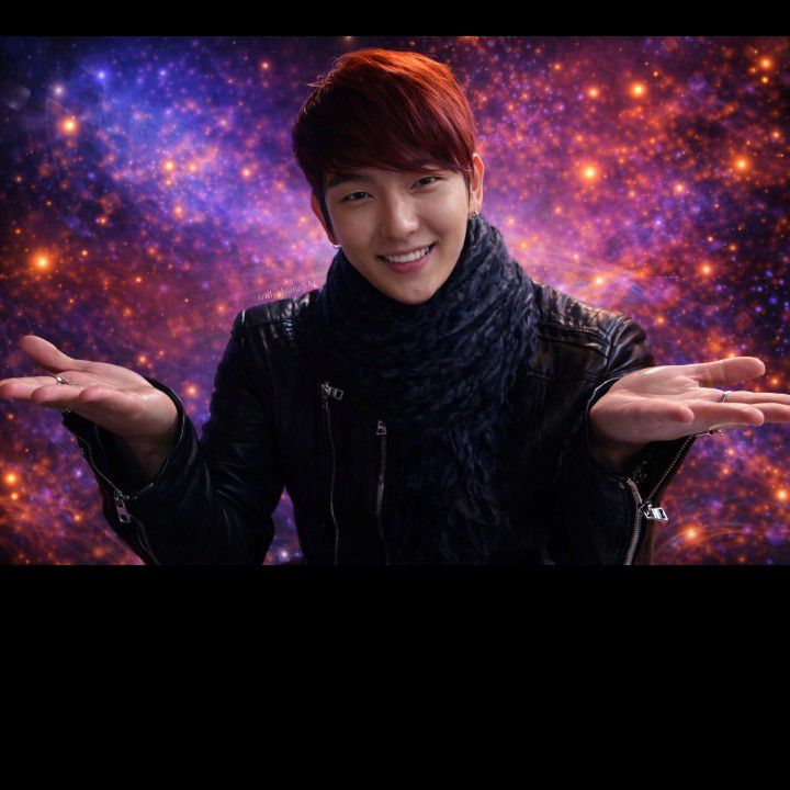 A moment captured by a fan of Lee Joongi