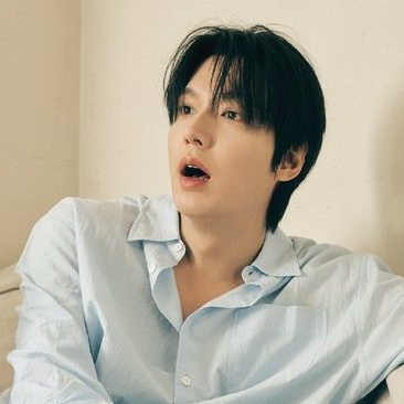 Latest photo of Lee Minho