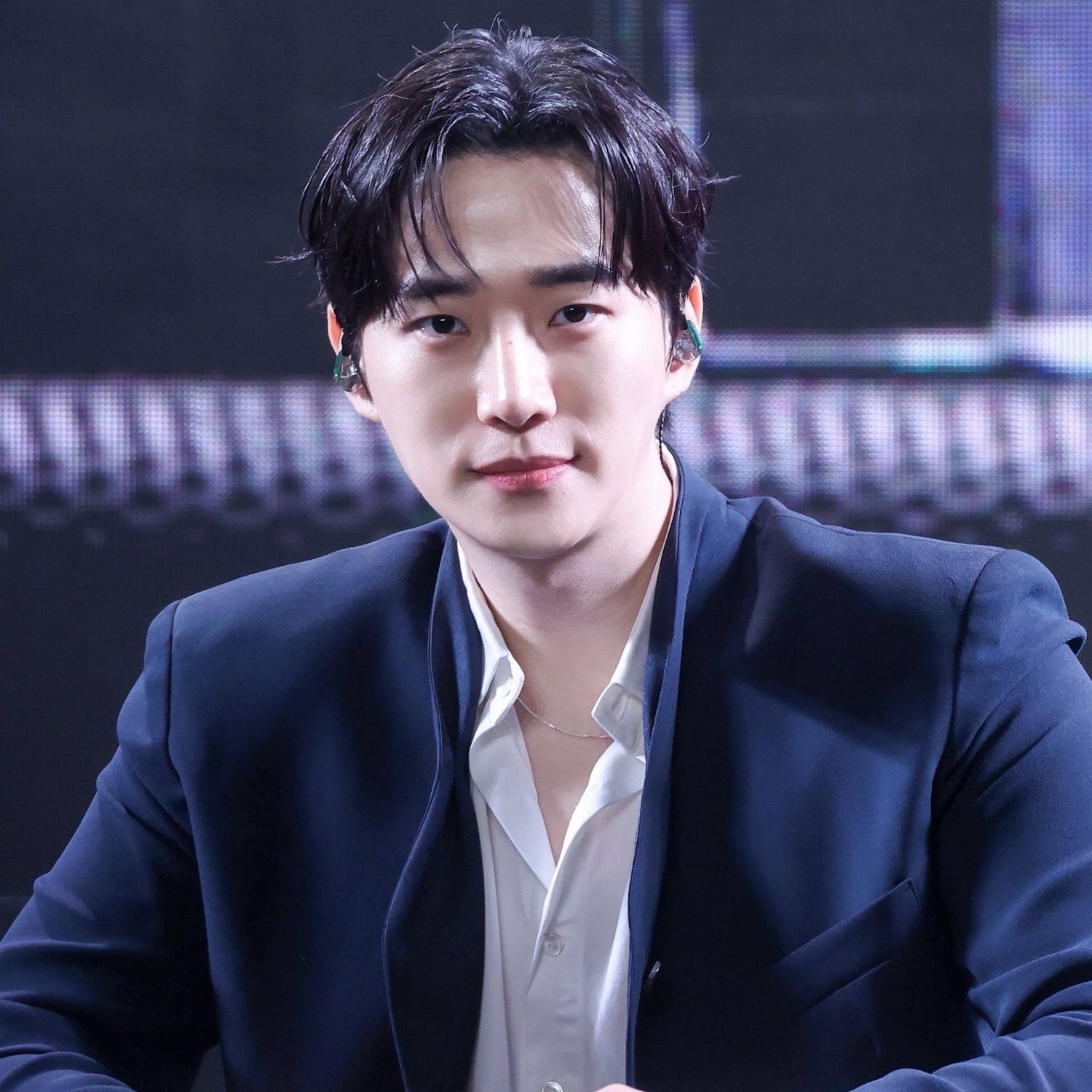 イ・ジュノの最近の活動ショット