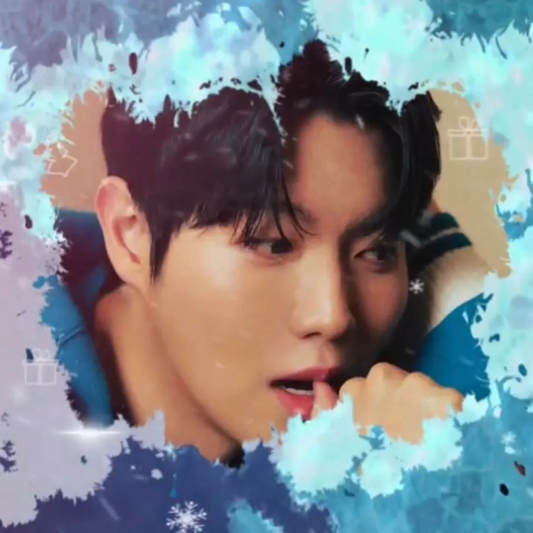 Latest photo of Son Taejin