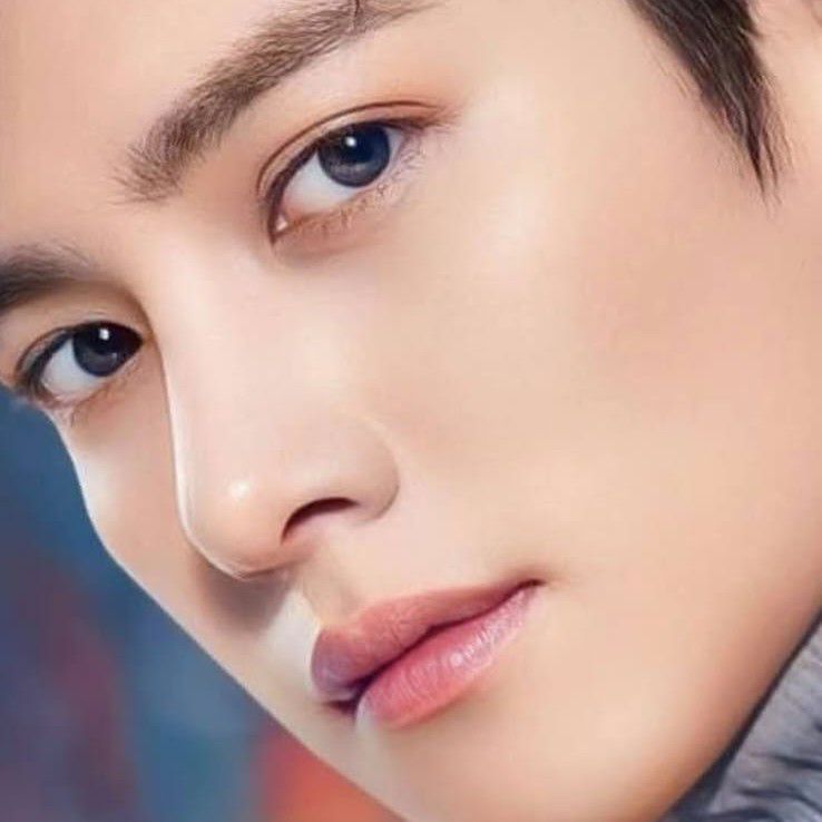 粉丝拍下的池昌旭瞬间