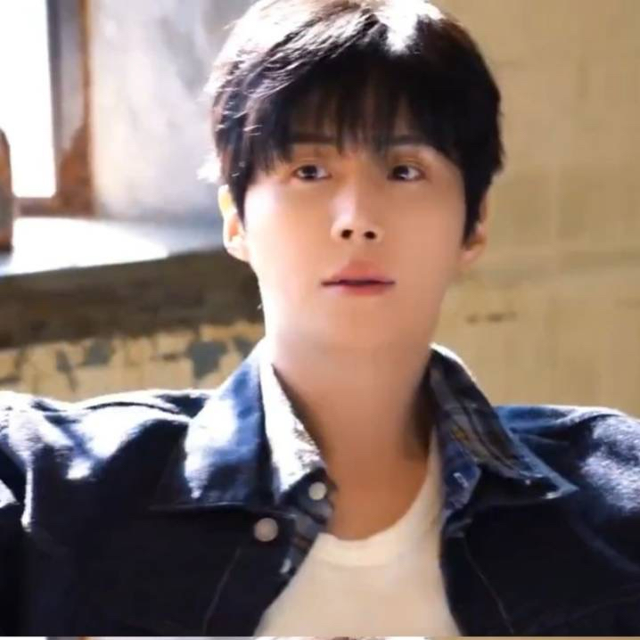 A moment captured by a fan of Kim Seonho