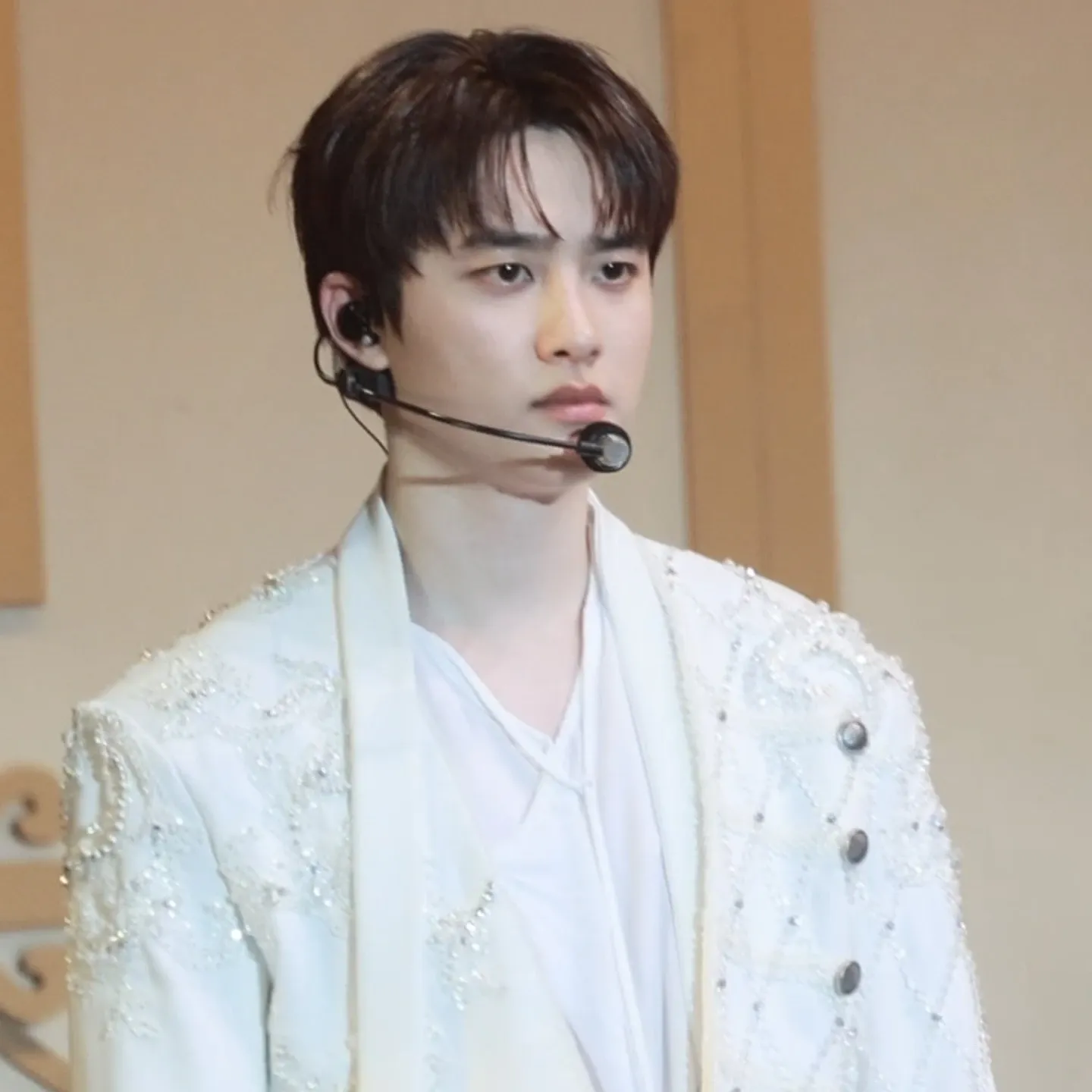 粉絲拍下的都暻秀 (D.O.)瞬間