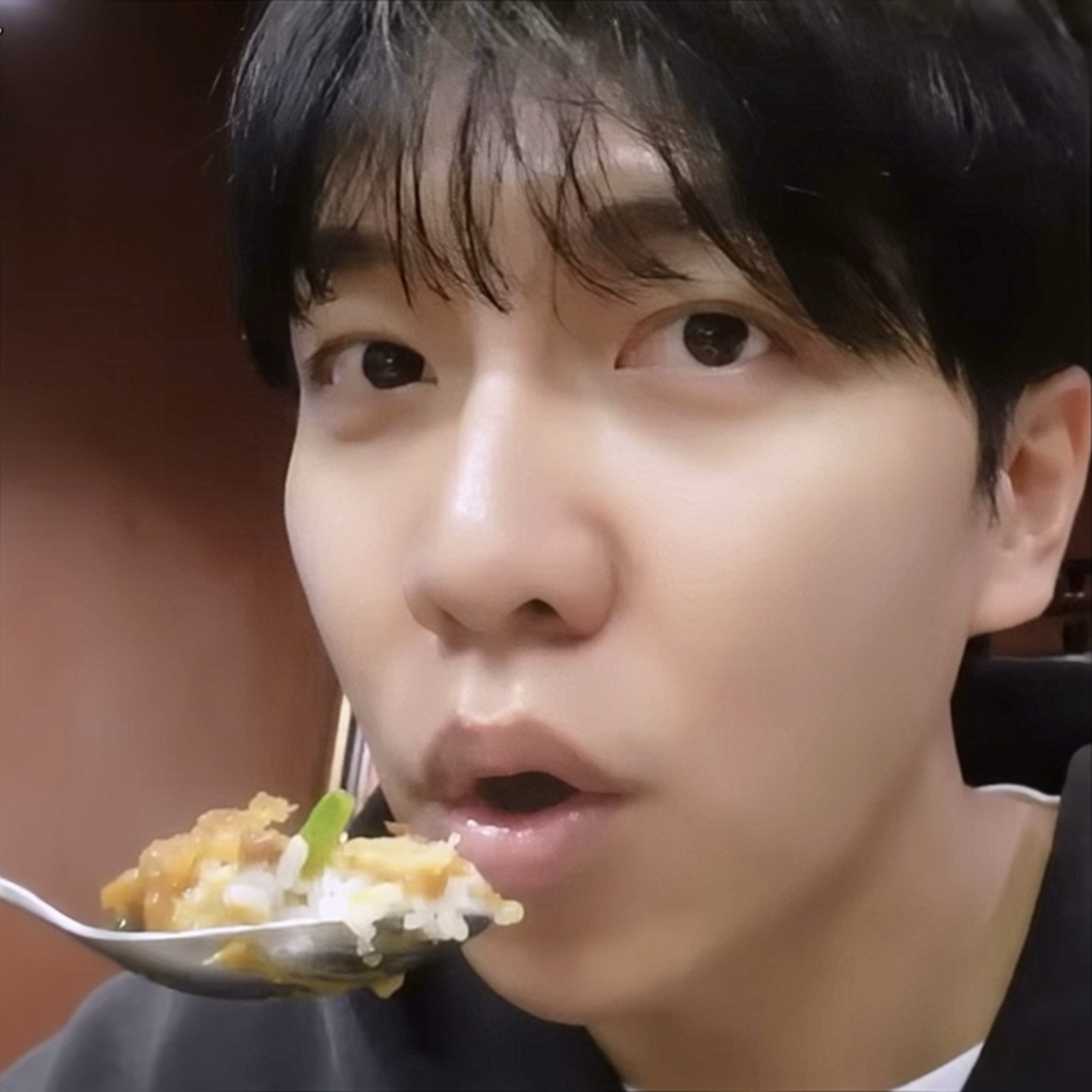 Foto kegiatan terbaru dari Lee Seunggi