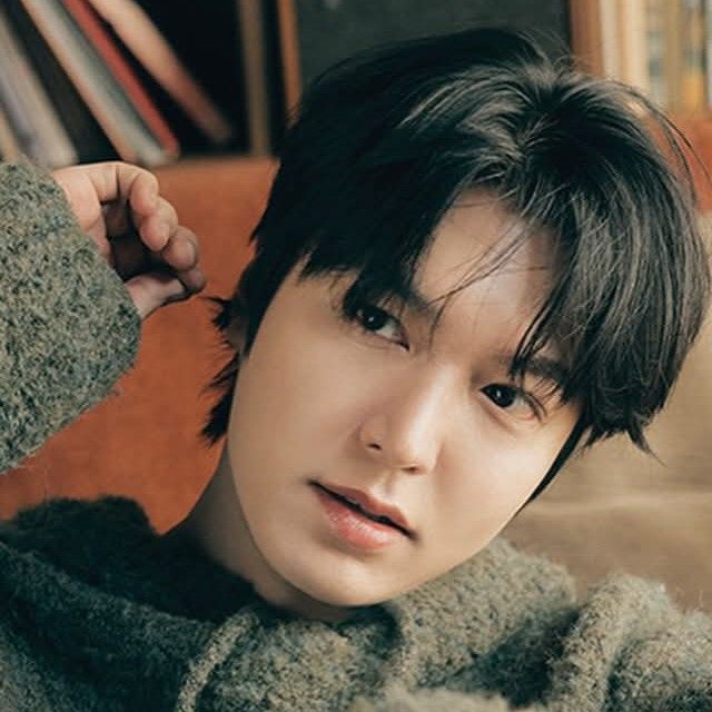 Latest photo of Lee Minho