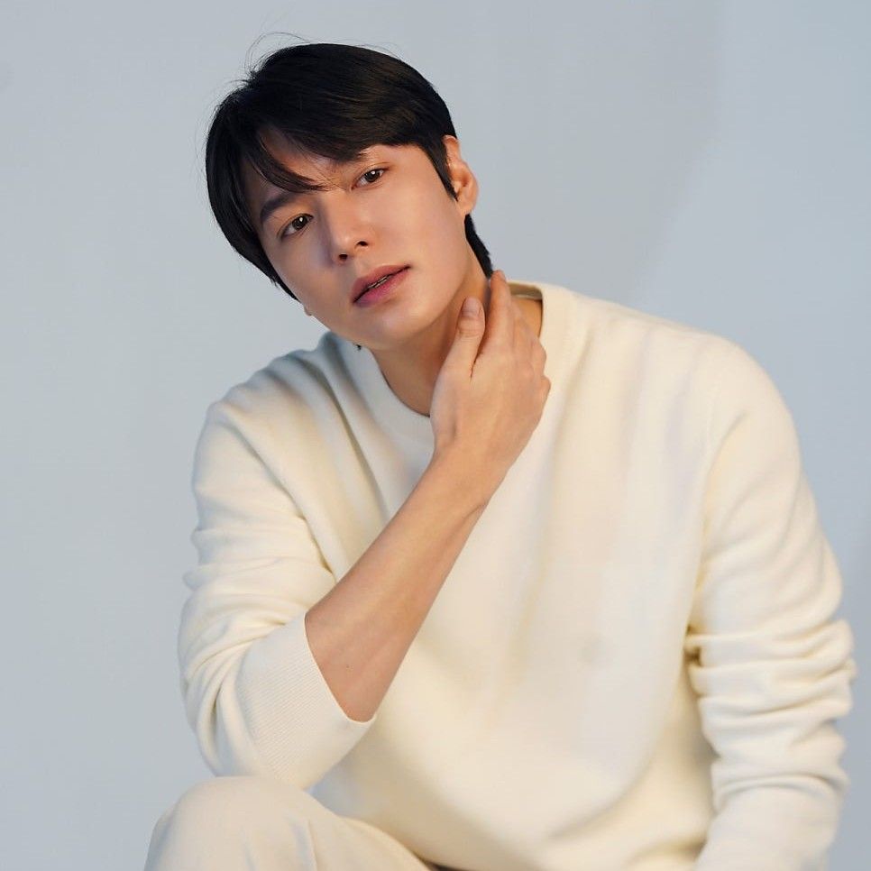 Recent activity shot of Lee Minho