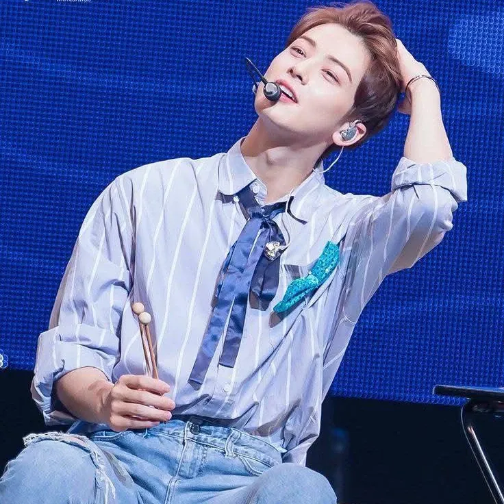 Behind-the-scenes cut of Cha Eunwoo
