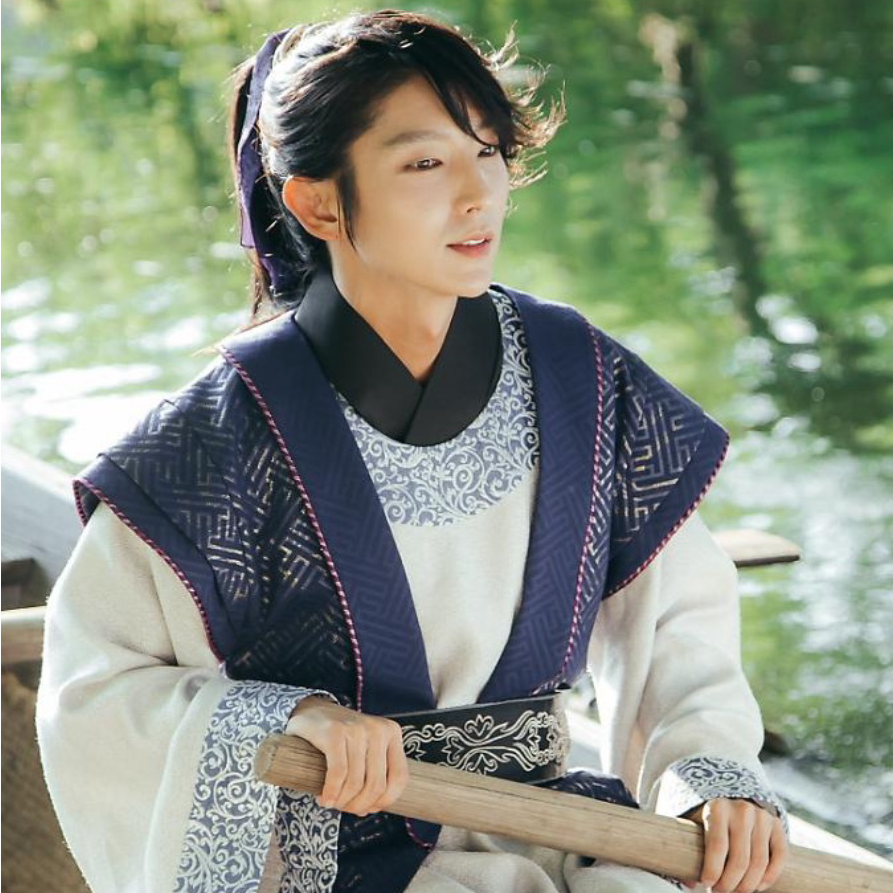 Behind-the-scenes cut of Lee Joongi