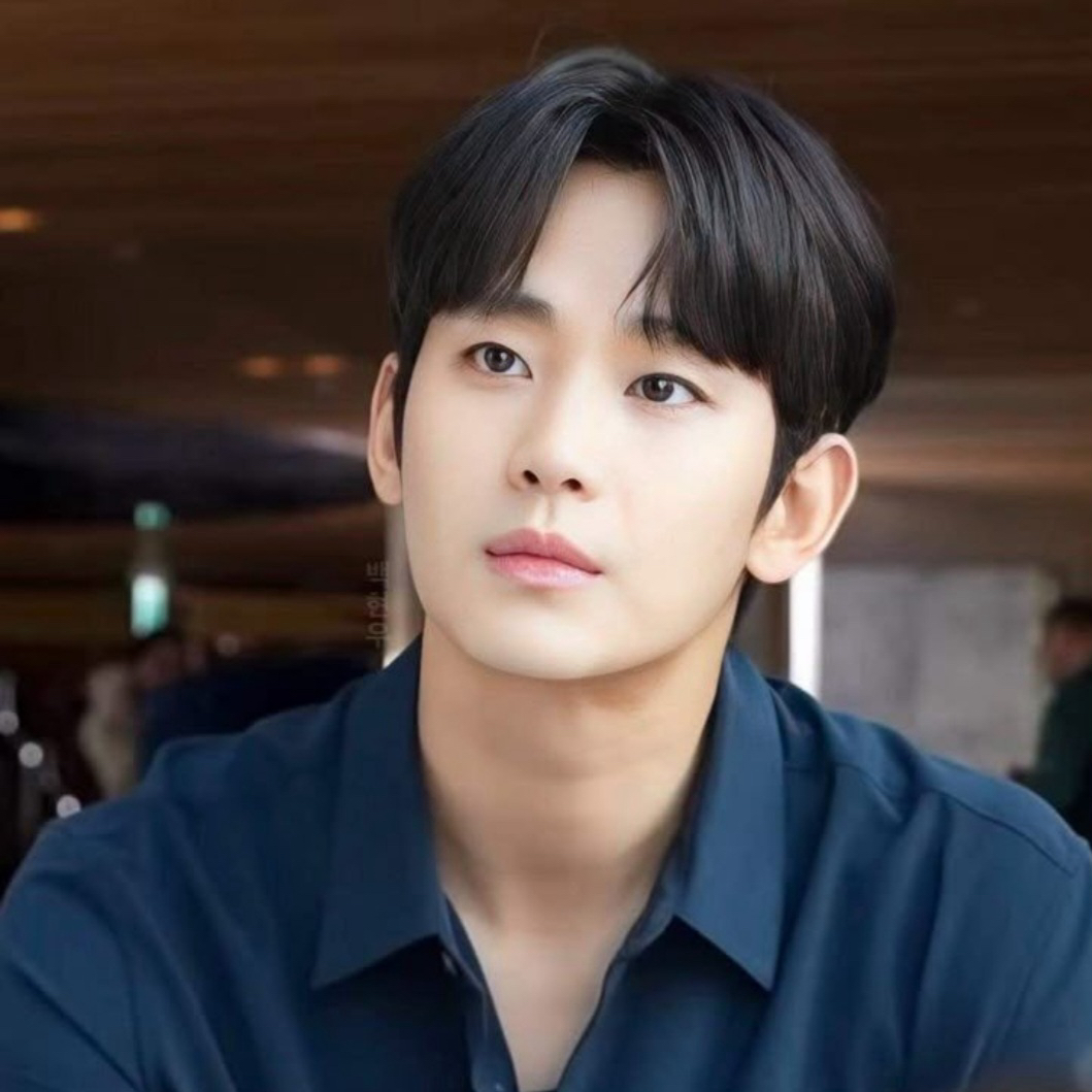 キム・スヒョンの最近の活動ショット