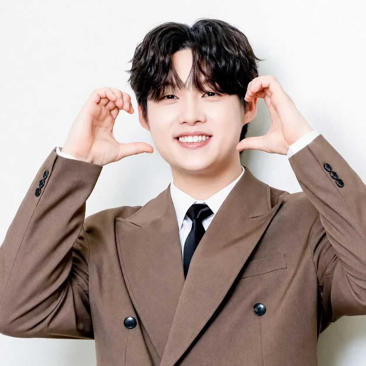 Behind-the-scenes cut of Choi Jaemyeong