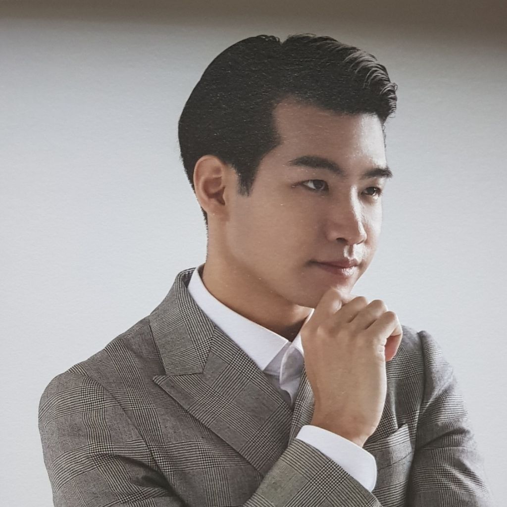 조명섭의 최신 사진