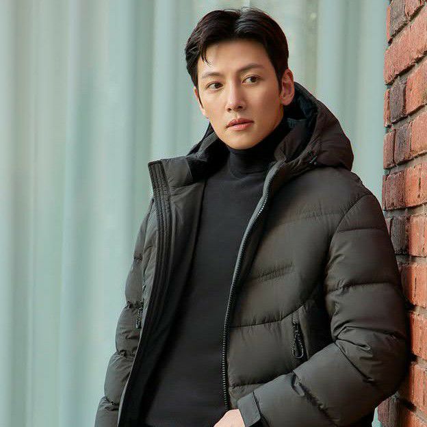 チ・チャンウクの最近の活動ショット