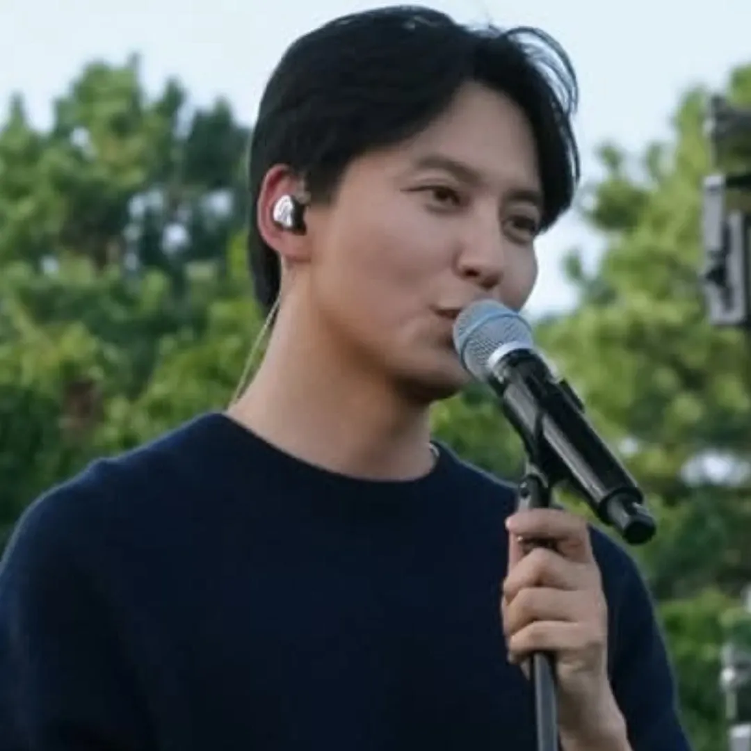A moment captured by a fan of Kim Namgil