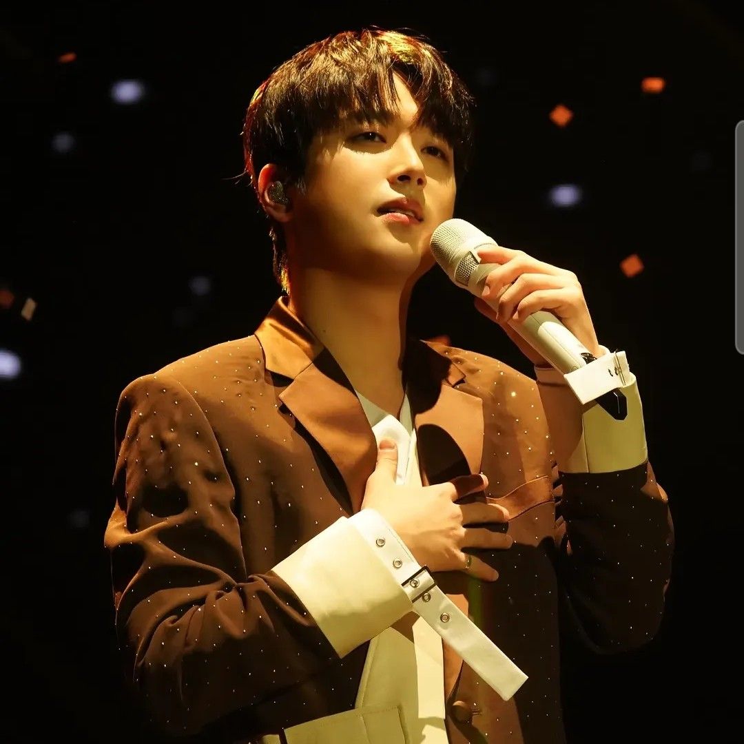 李灿元的近期活动照