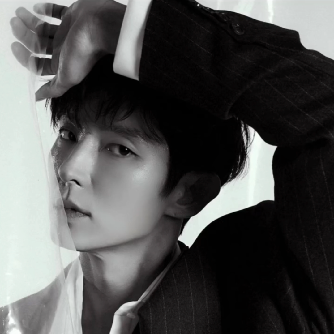 A moment captured by a fan of Lee Joongi