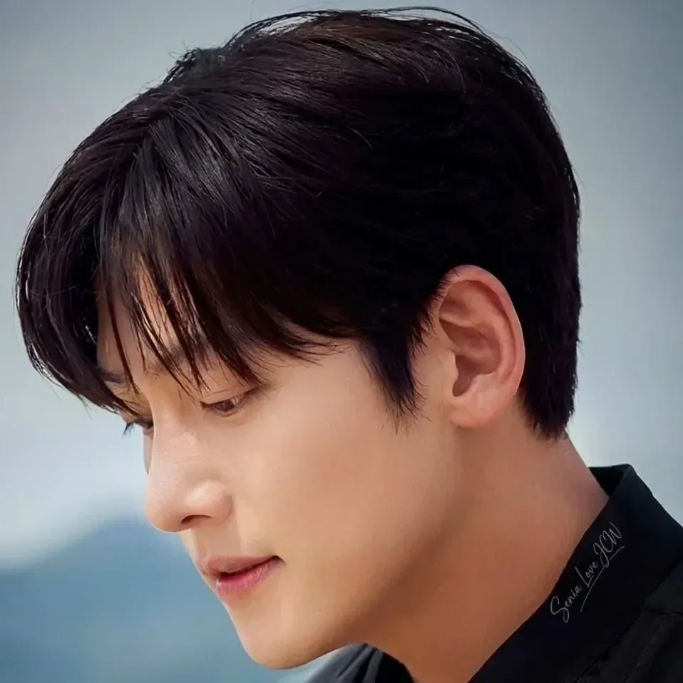Recent activity shot of Ji Changwook