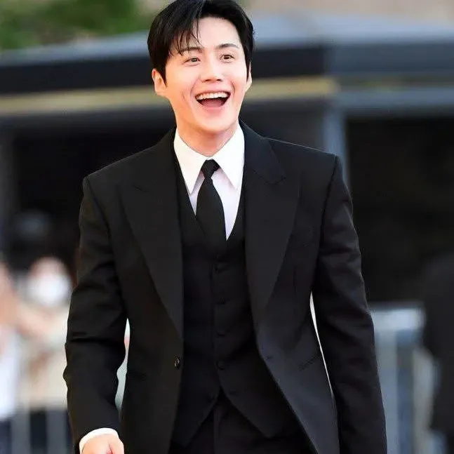 Foto terbaru dari Kim Seonho