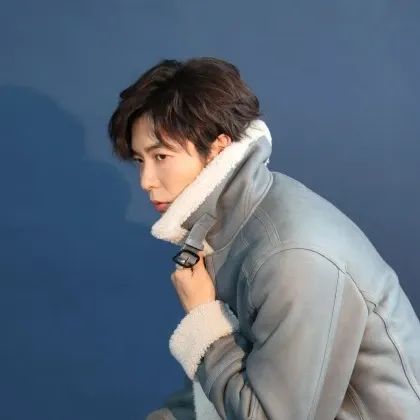 金材昱的最新照片