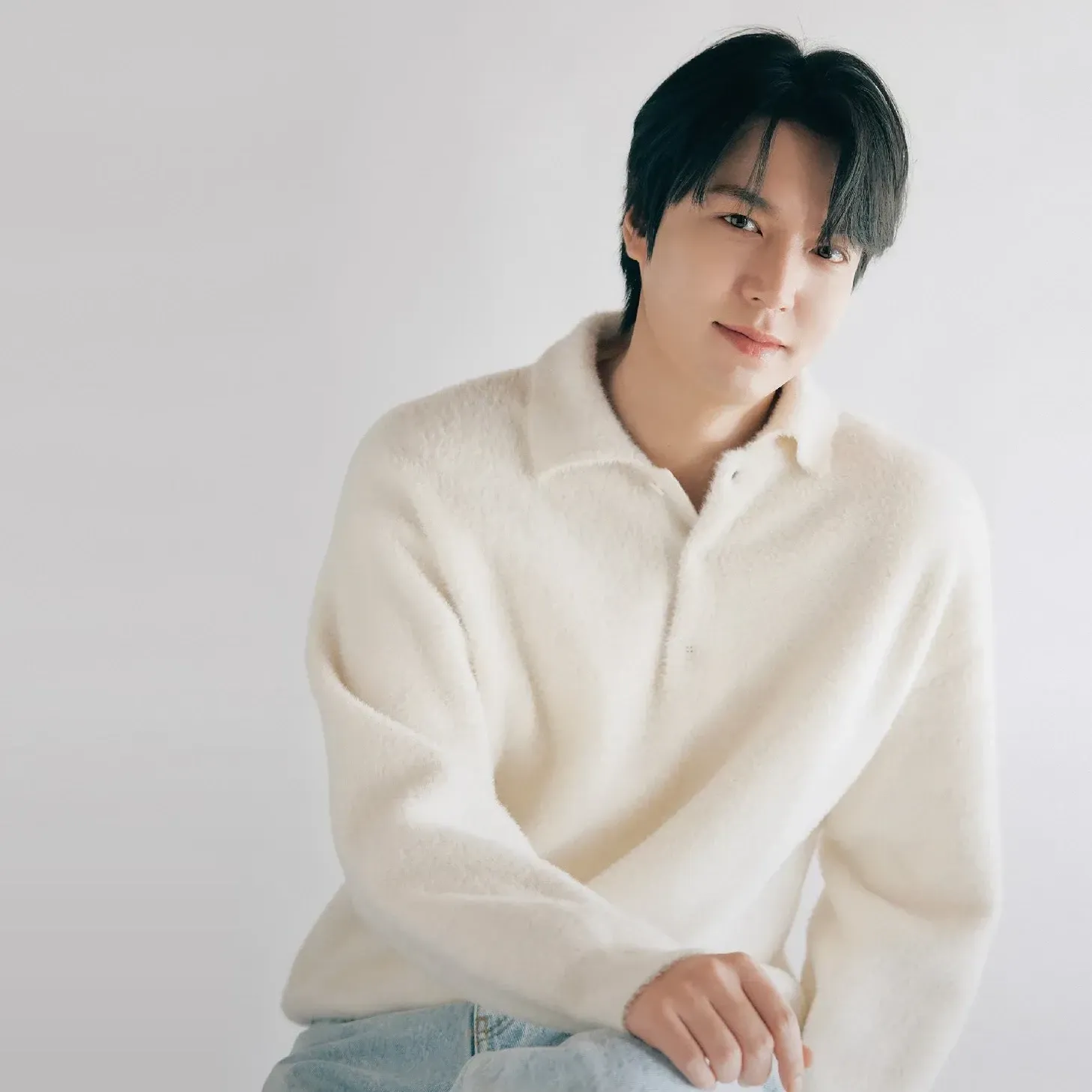 Recent activity shot of Lee Minho